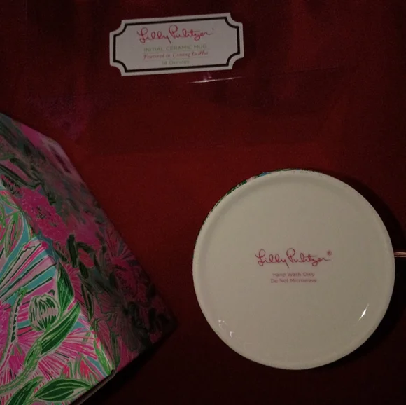 Authentic 🩷 - Picture 6 of 7